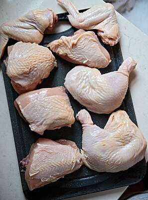 Country Whole Rooster 3lb (Skin & Cut)Large