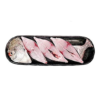 Silver Pomfret Cut into Pieces